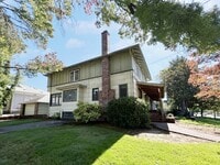 Building Photo - 2109 Alder St