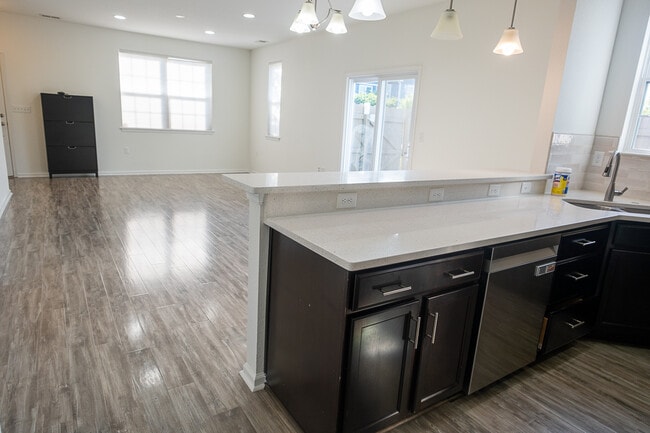Building Photo - 3961 Trenwith Ln