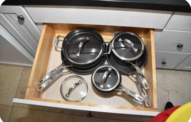 Building Photo - 2500 Kalakaua Ave