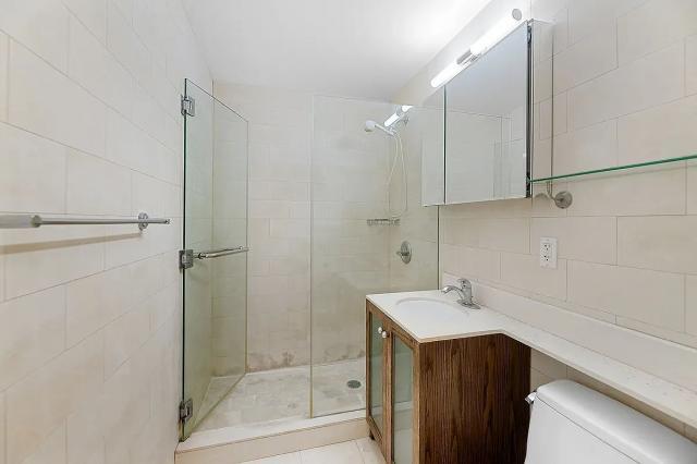 Building Photo - 2 bedroom in FLUSHING NY 11355