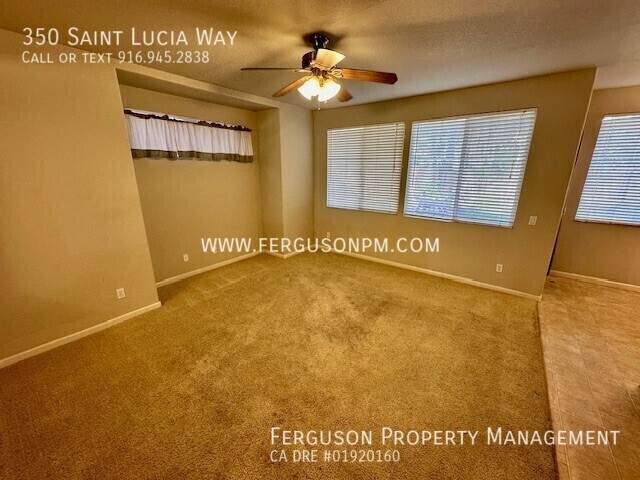 Building Photo - Spacious Four Bedroom Lincoln Home