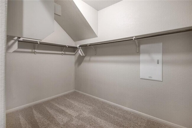 Building Photo - 109 Kleberg Ct