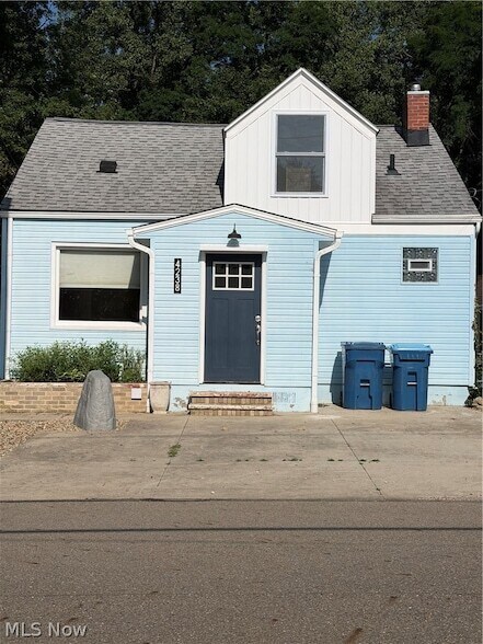 Building Photo - 4238 State Park Dr