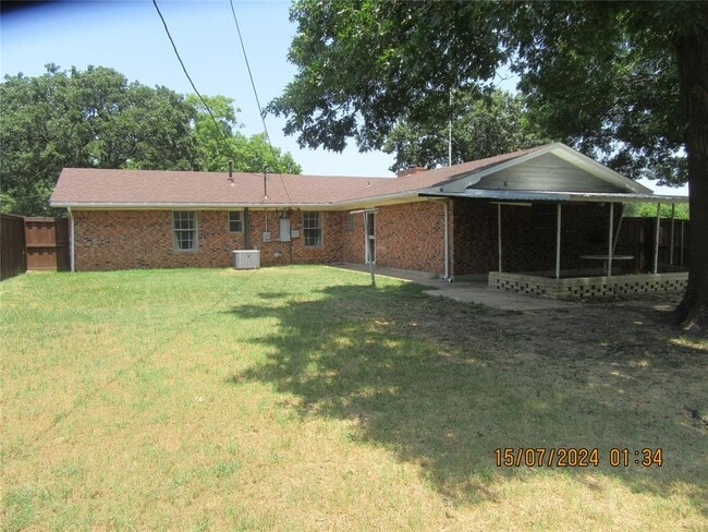 Building Photo - 224 Randy St