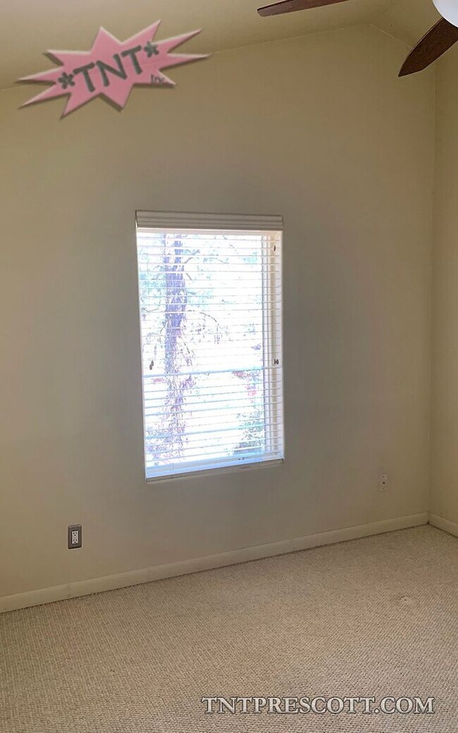 Building Photo - Home in Prescott in the Pines