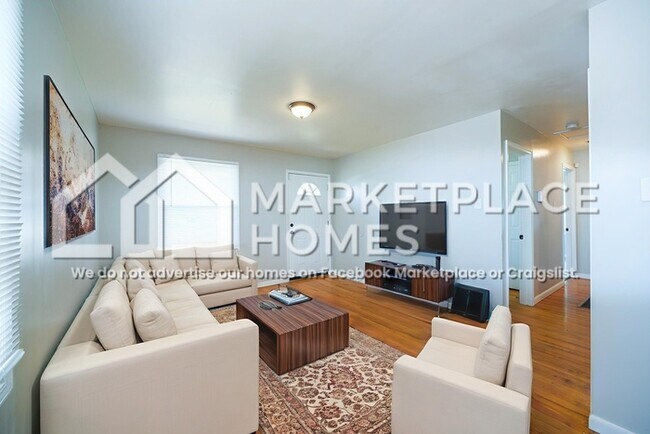 Building Photo - 312 Banff Cir