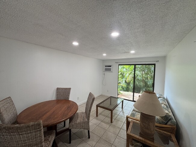 Building Photo - 2747 S Kihei Rd