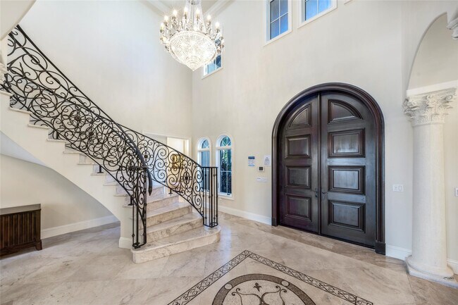 Building Photo - 510 San Marco Dr