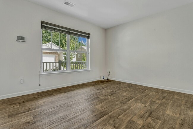 Building Photo - 227 Roper St
