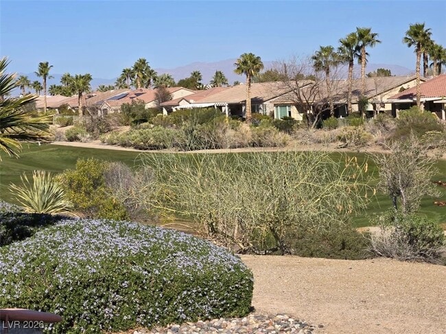 Building Photo - 5196 Alfingo St