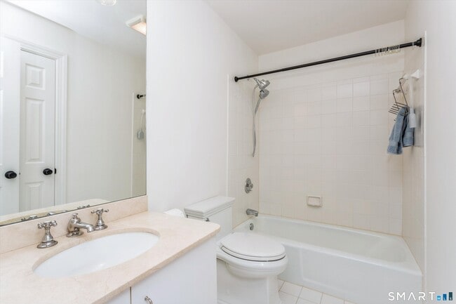 Building Photo - 48 Spring St