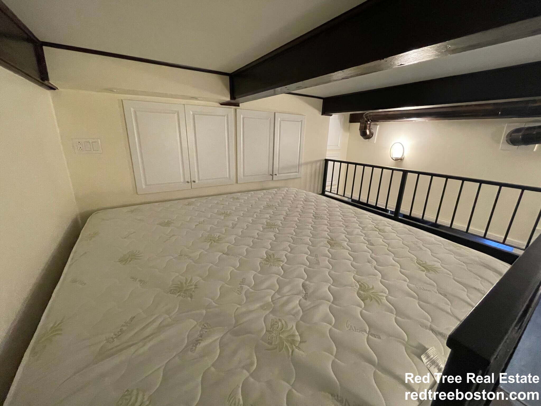 Building Photo - 25 St Marys Ct