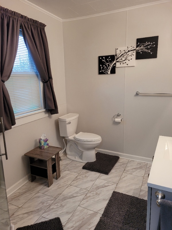 Building Photo - 841 Parkview St NE