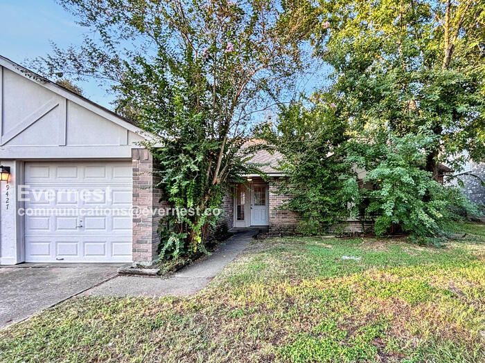 Building Photo - 19427 Bristlestar Dr