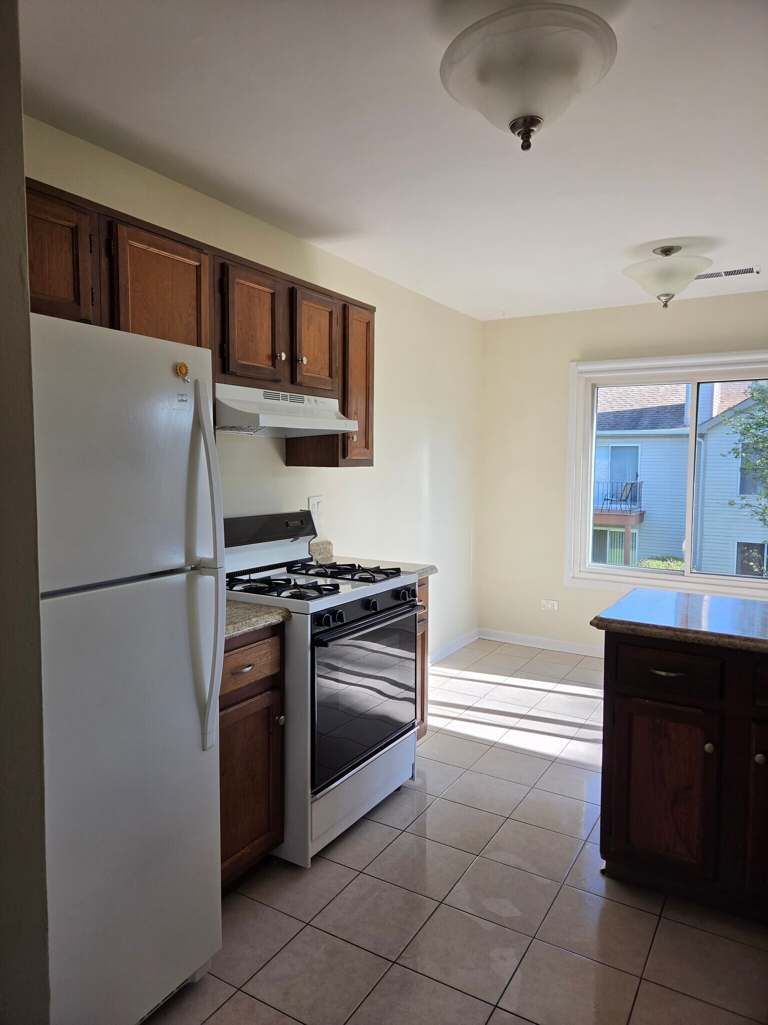 Building Photo - 7030 Park Lane Ct