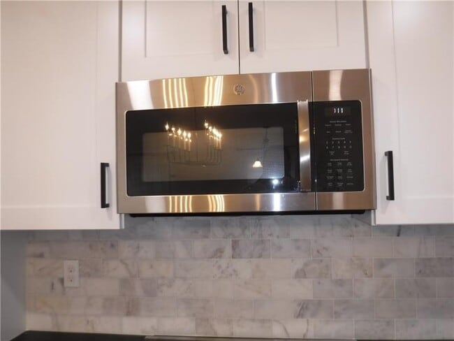 Building Photo - 4469 Leonora Dr