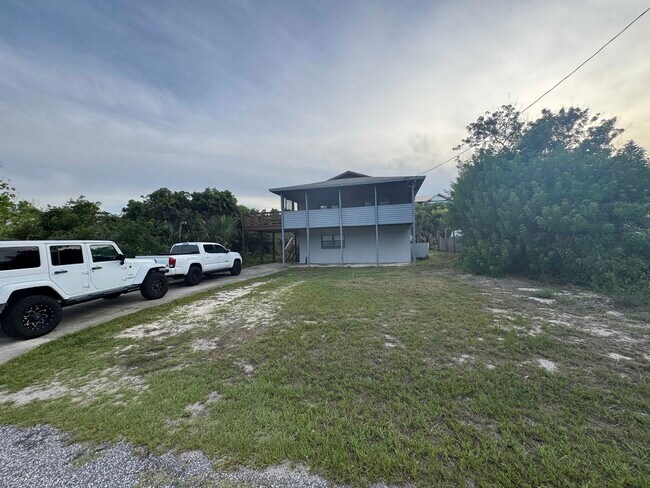 Primary Photo - 4939 Medoras Ave