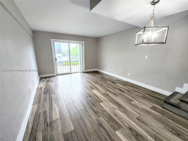 Primary Photo - 1201 SW 42nd Ave