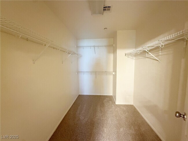 Building Photo - 4375 Braeburn Glen St
