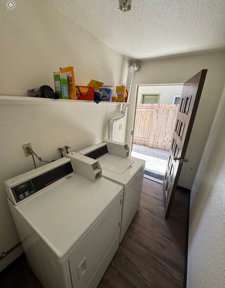 Laundry Room - 3071 Juniper St
