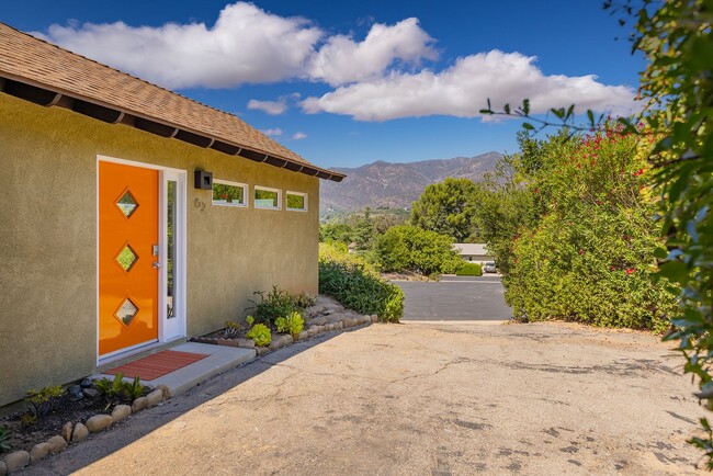 Building Photo - Modern Ojai Charmer