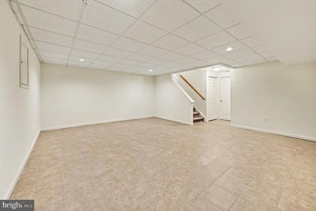 Building Photo - 1802 Harrison Ct