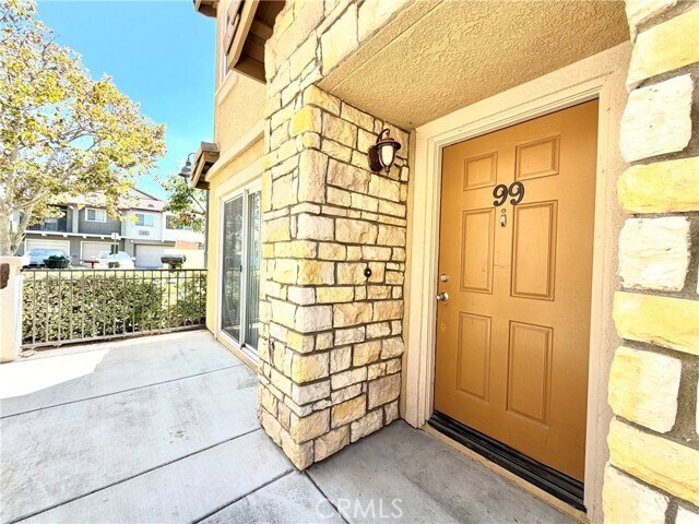 Building Photo - 15637 Lasselle St