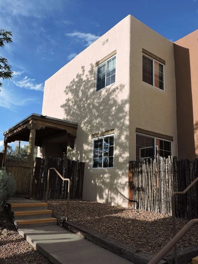 Building Photo - 2210 Miguel Chavez Rd