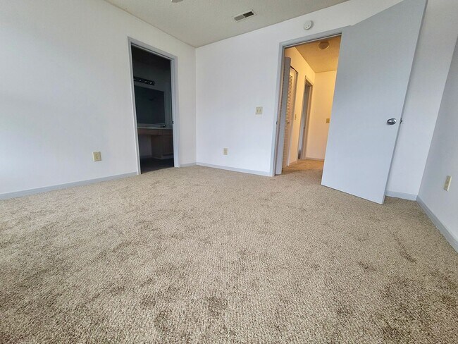 Building Photo - Three bedroom condo 3 miles from IOP - The...
