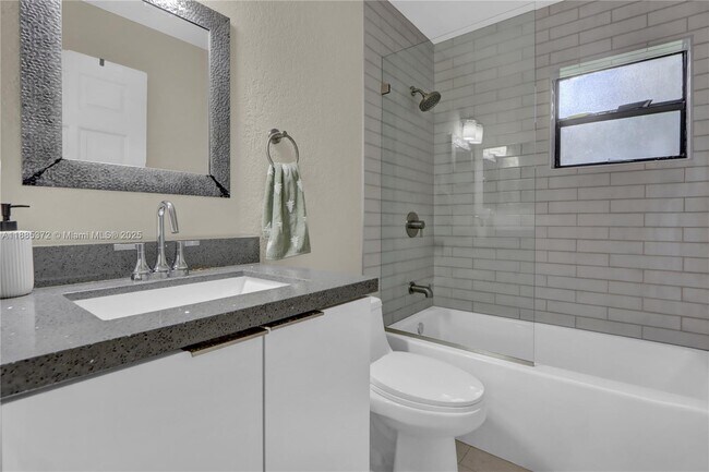 Building Photo - 2505 NW 49th Terrace
