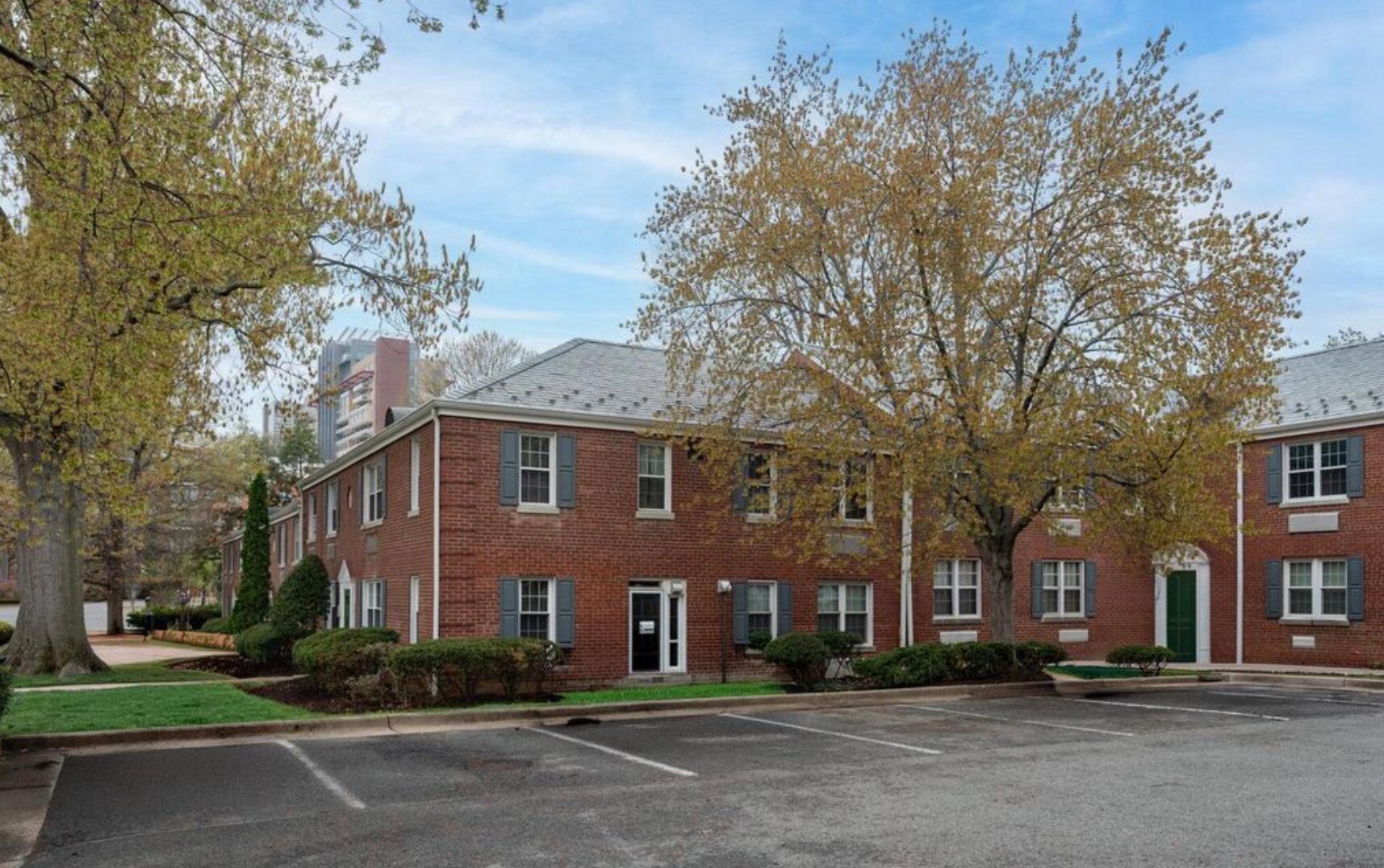 Building Photo - 17 Auburn Ct