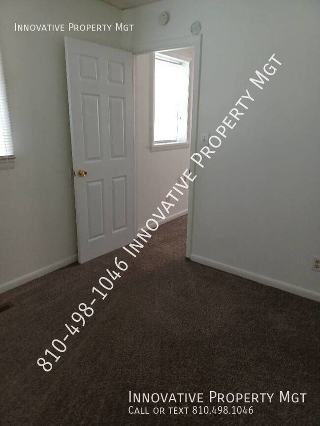 Building Photo - College Cultural 1 bedroom apartment! Most...