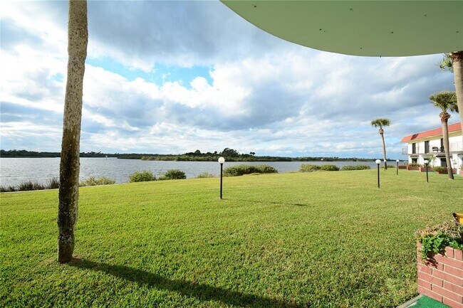 Building Photo - 47 Ocean Palm Villa S