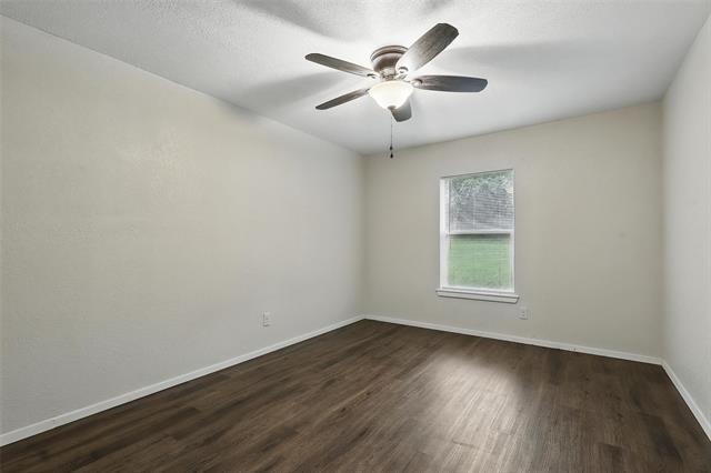 Building Photo - 9337 Heron Dr