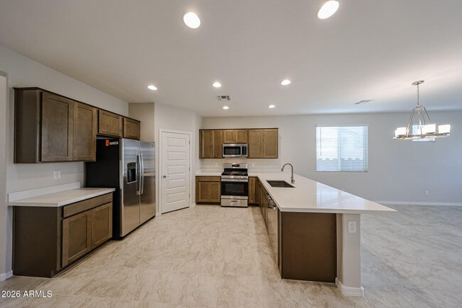 Building Photo - 5019 N 87th Dr