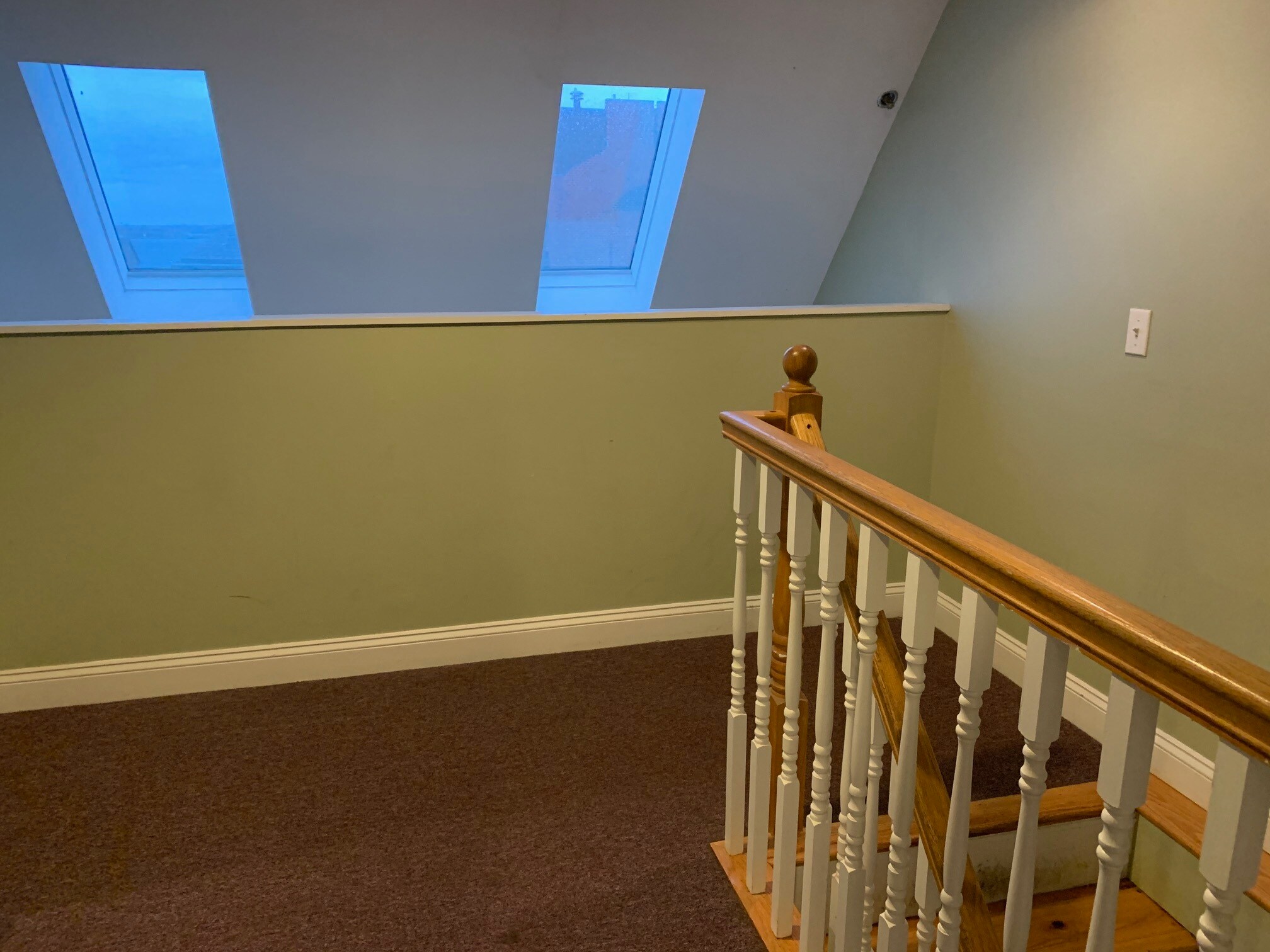 Building Photo - 378 Thames St