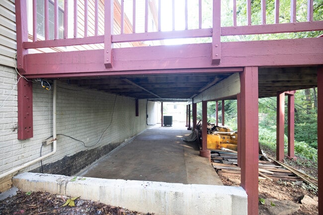 Building Photo - 3658 Thomasson Crossing Dr