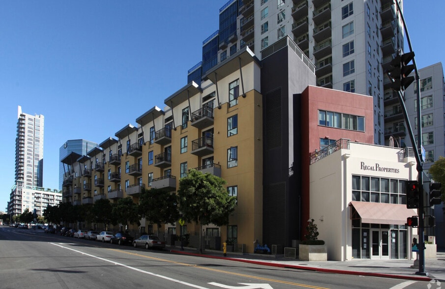 Kettner Blvd - 1277 Kettner Blvd