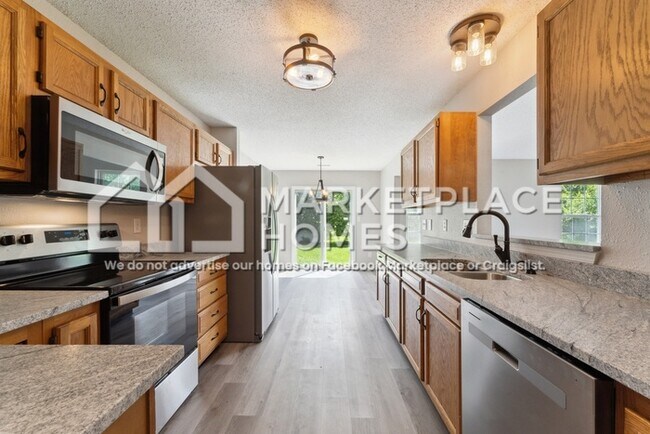 Building Photo - 3553 Chokecherry Ln