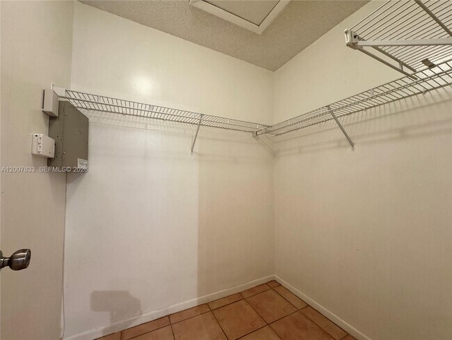Building Photo - 11251 SW 13th St