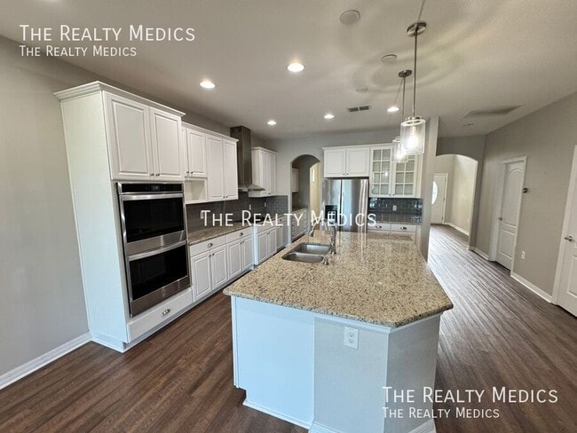 Building Photo - 5107 Appenine Loop W