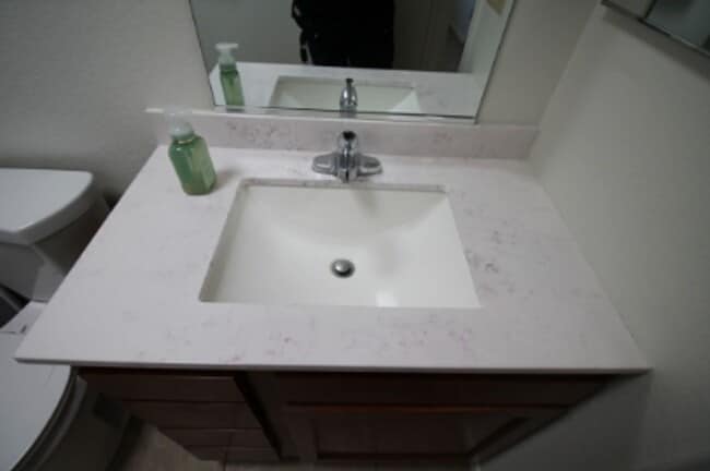 Building Photo - Townhome COMING AVAILABLE SOON!!!! Cute 2bd/2ba