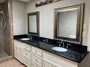 Building Photo - 1442 Circle Dr