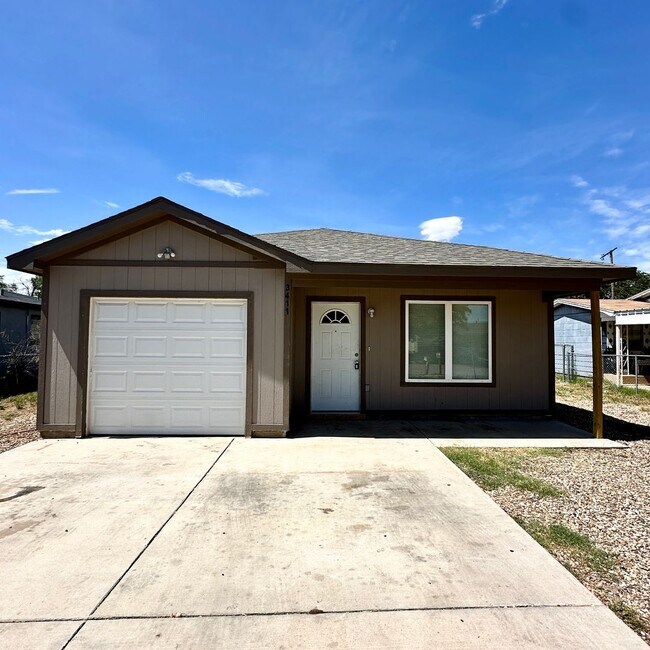 Primary Photo - $99 Move In Special With 13 Month Lease!