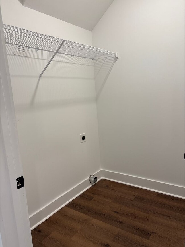 Building Photo - Beautiful New Construction Townhome in She...