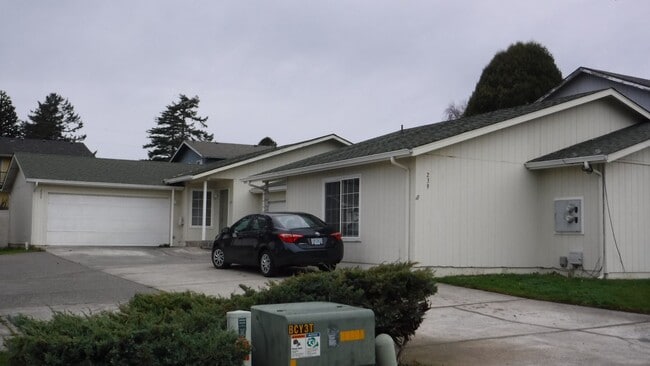 Primary Photo - rcy237