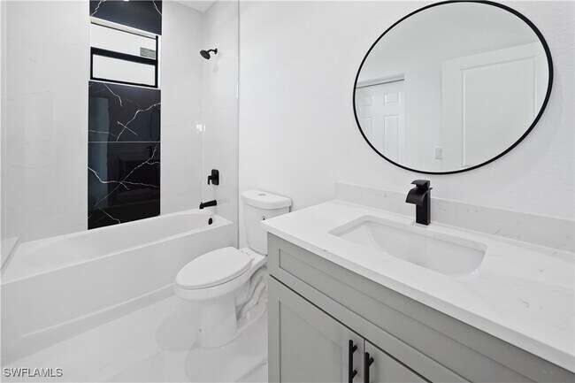 Building Photo - 2458 NW 9th Terrace