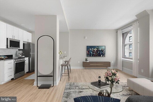 Building Photo - 1420 Chestnut St