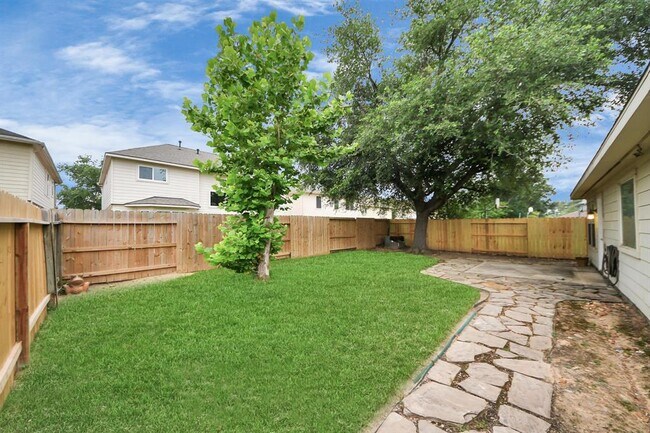 Building Photo - 3211 Crestbridge Ln