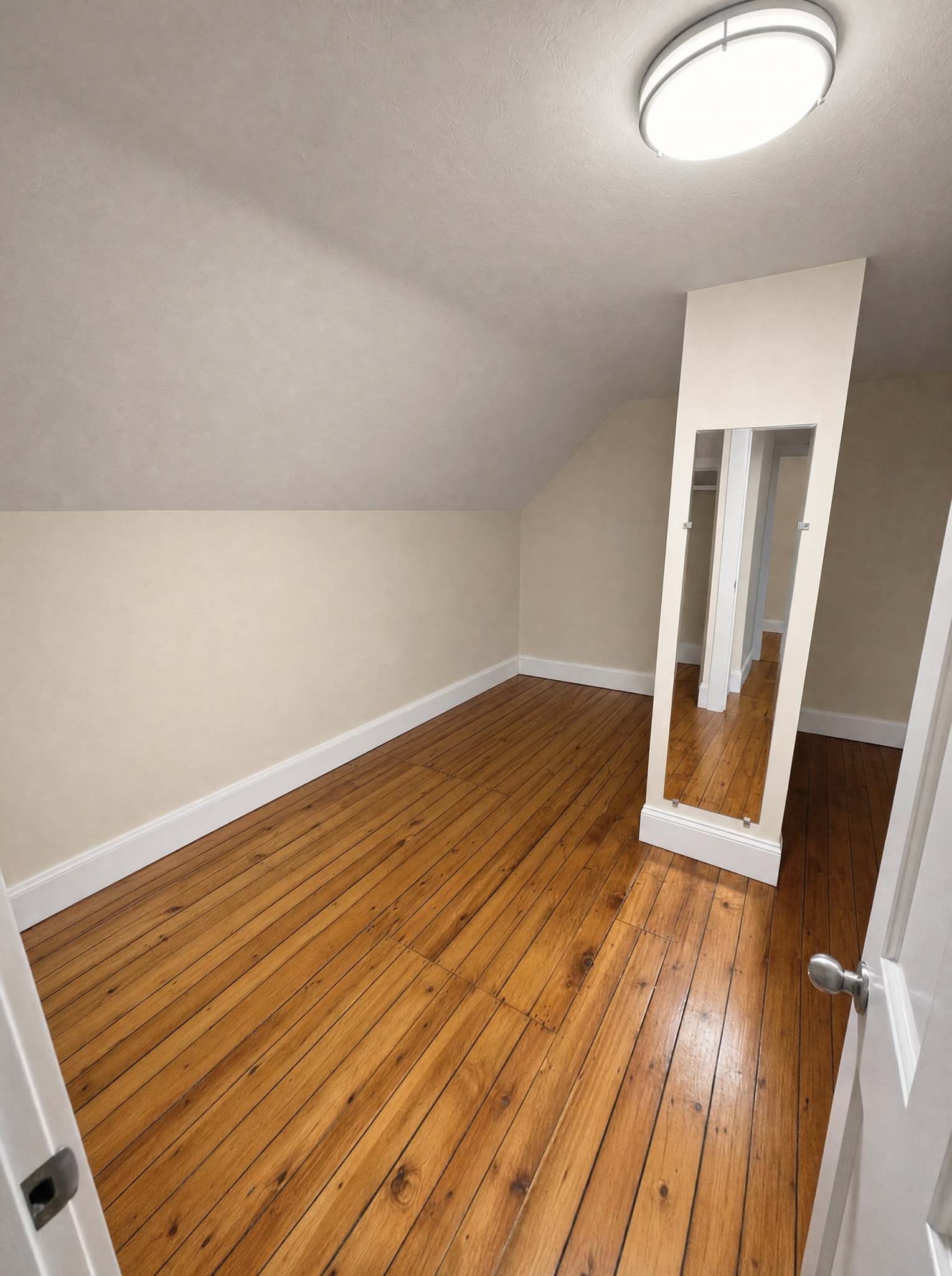 Bedroom 4 - 12 Jay St